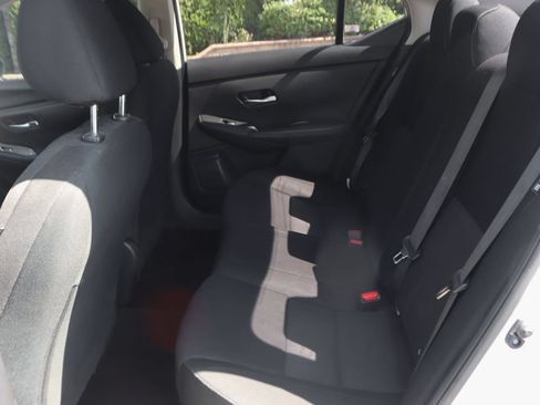 Used 2023 Nissan Sentra SV FWD image 33