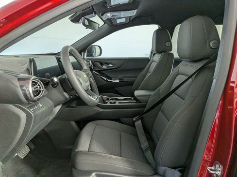 New 2026 Chevrolet Equinox LT w/ Safety and Technology Package AWD/4WD image 6