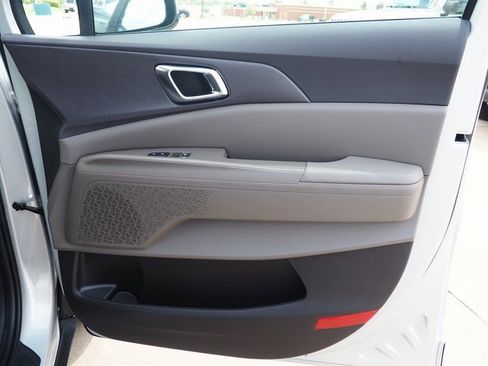 New 2026 Kia Carnival SX image 49