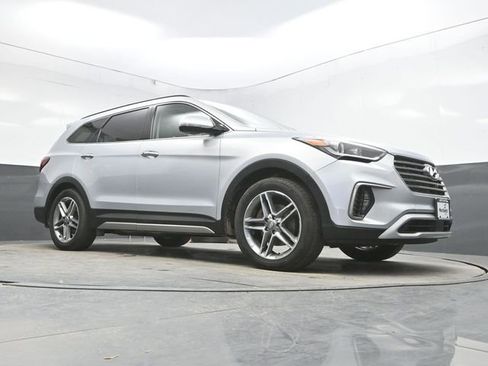 Used 2017 Hyundai Santa Fe Limited AWD/4WD image 34