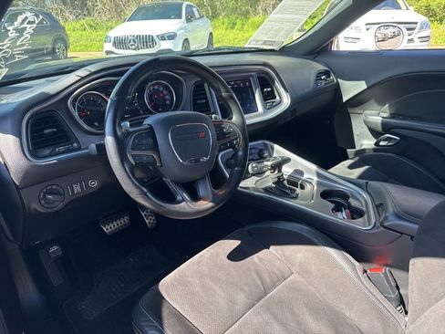 Used 2019 Dodge Challenger R/T Scat Pack image 10