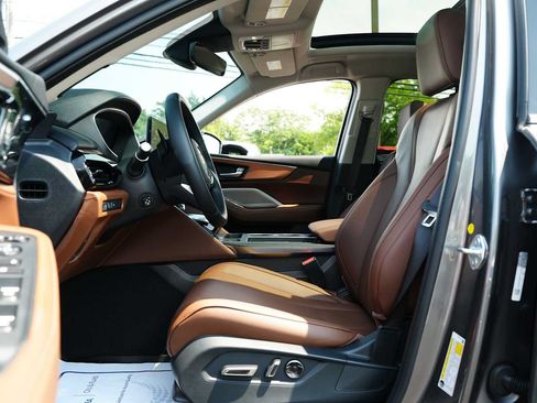 Certified 2026 Acura MDX SH-AWD w/ Technology Package image 15