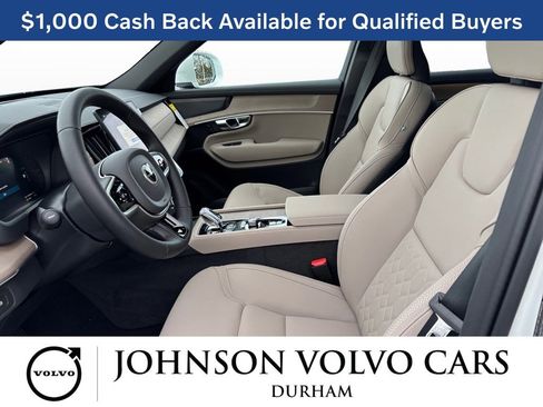 New 2026 Volvo XC90 T8 Plus AWD/4WD image 13