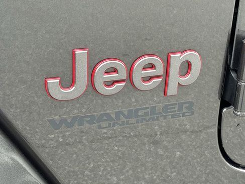 Used 2020 Jeep Wrangler Unlimited Rubicon image 36