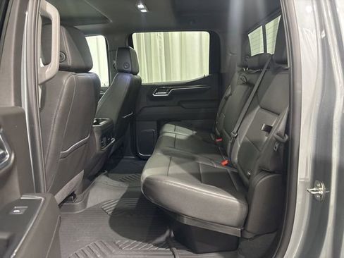 Used 2024 Chevrolet Silverado 1500 LT Trail Boss w/ Convenience Package II image 10