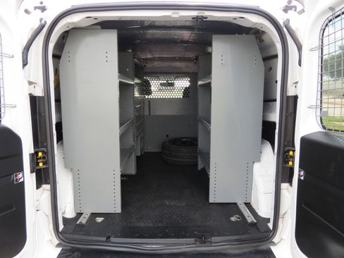 Used 2018 RAM ProMaster City Tradesman SLT image 9