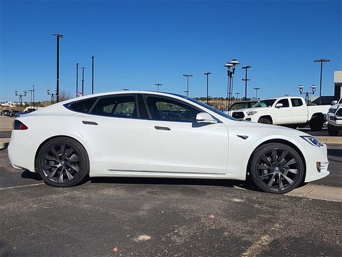 Used 2021 Tesla Model S Long Range image 4