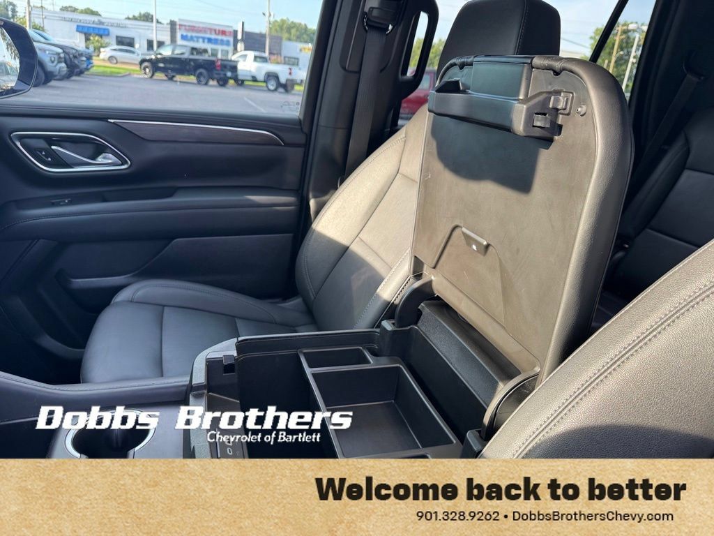 Used 2023 Chevrolet Tahoe Z71 w/ Luxury Package AWD/4WD image 23