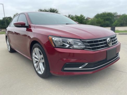 Used 2019 Volkswagen Passat 2.0T Wolfsburg image 3