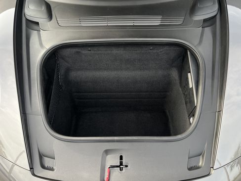 Certified 2024 Porsche 911 Carrera image 12