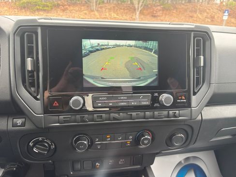 Used 2026 Nissan Frontier S w/ S Utility Package image 18