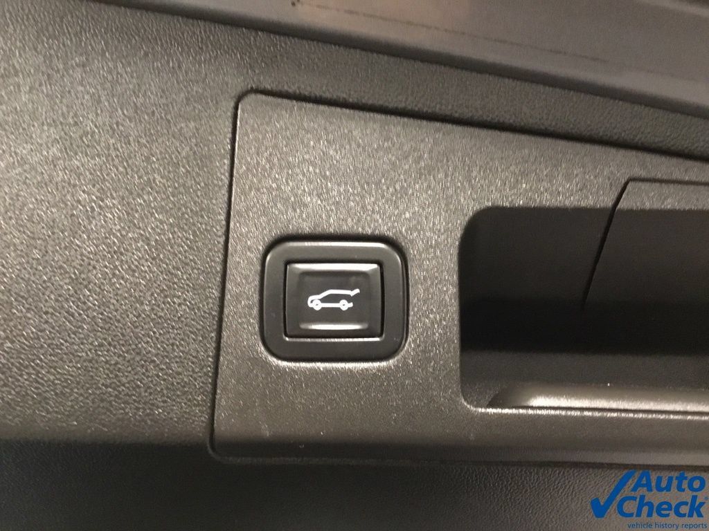 Used 2020 Cadillac XT5 Premium Luxury AWD/4WD image 18