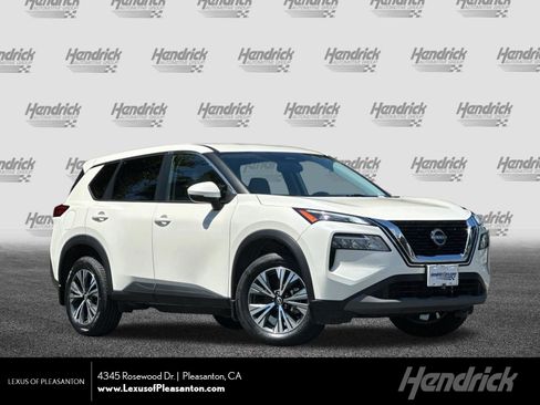 Used 2023 Nissan Rogue SV FWD image 1