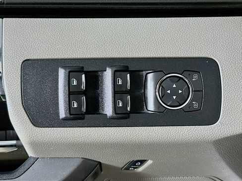 Used 2019 Ford F150 XLT AWD/4WD image 20