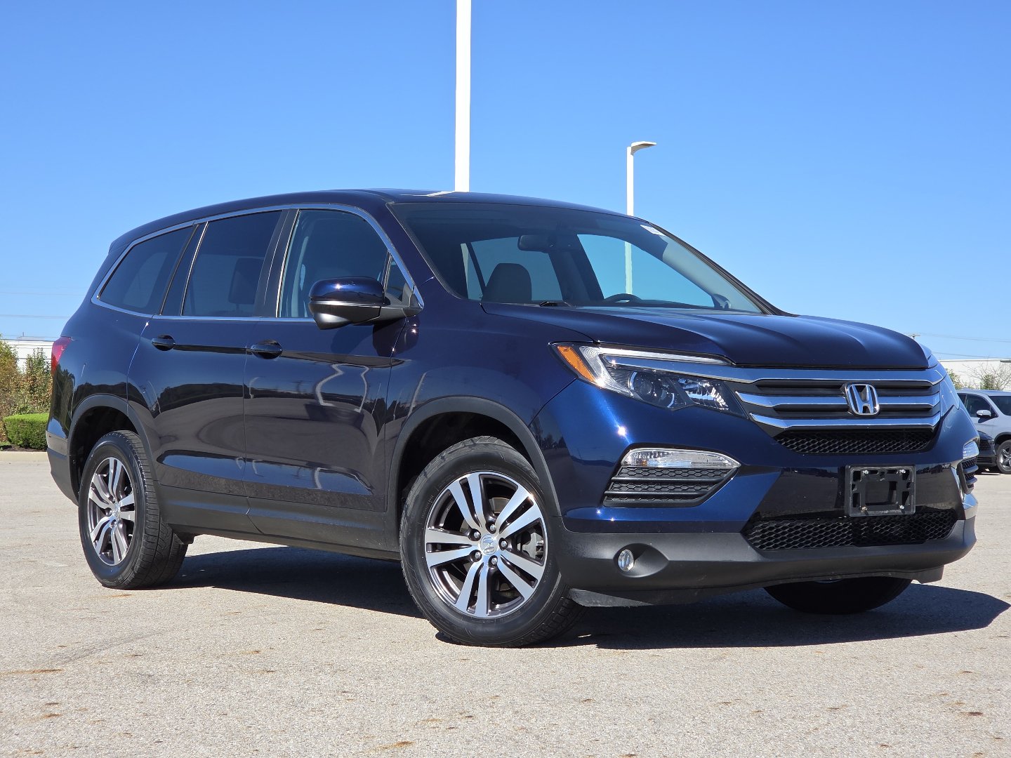 Used 2016 Honda Pilot EX-L image 2