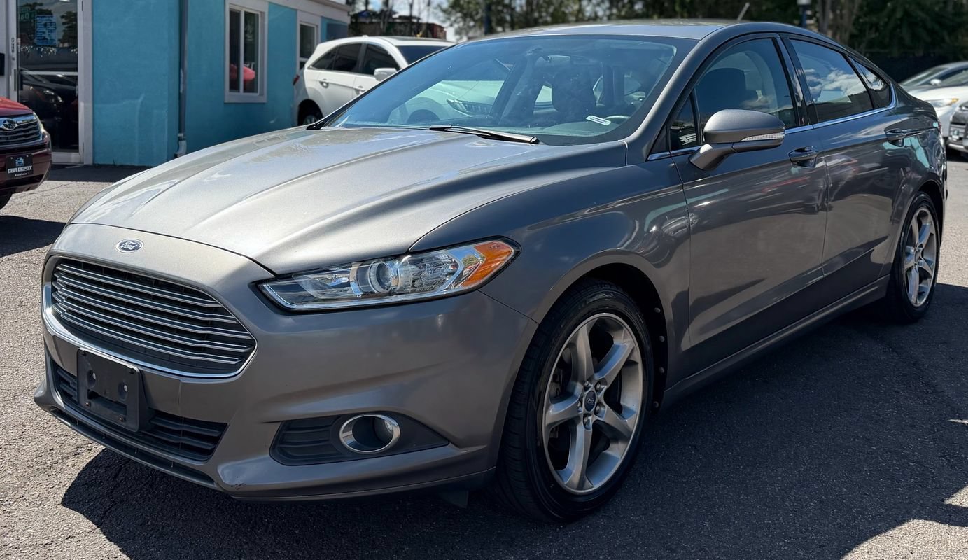 Used 2013 Ford Fusion SE FWD image 7