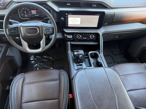 Used 2023 GMC Sierra 1500 Denali RWD image 15