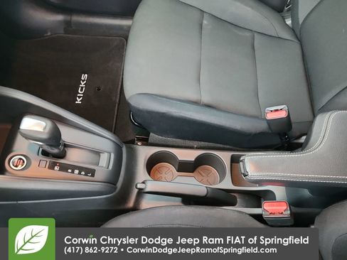 Used 2024 Nissan Kicks S FWD image 27