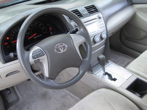 Used 2008 Toyota Camry LE image 19