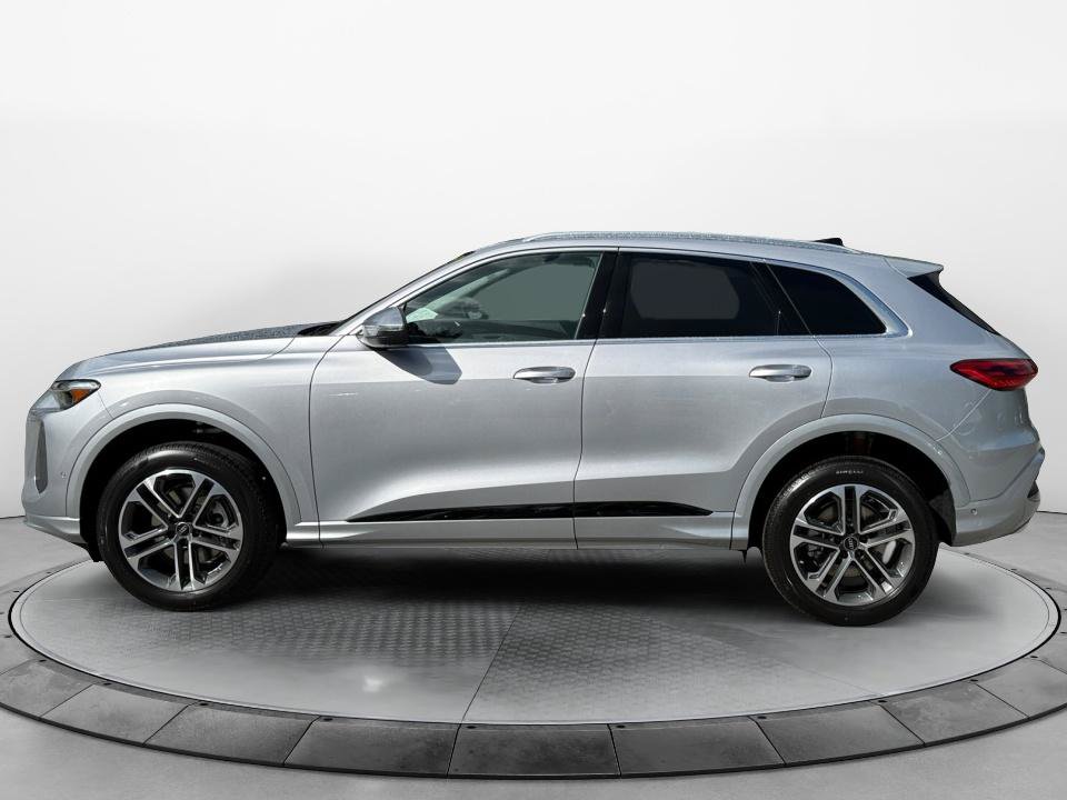 New 2026 Audi Q5 Premium AWD/4WD image 4