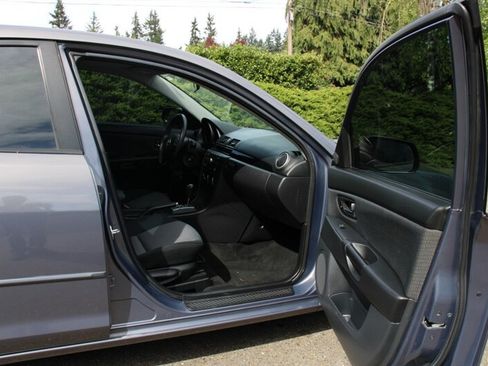 Used 2008 MAZDA MAZDA3 i Touring Value FWD image 14