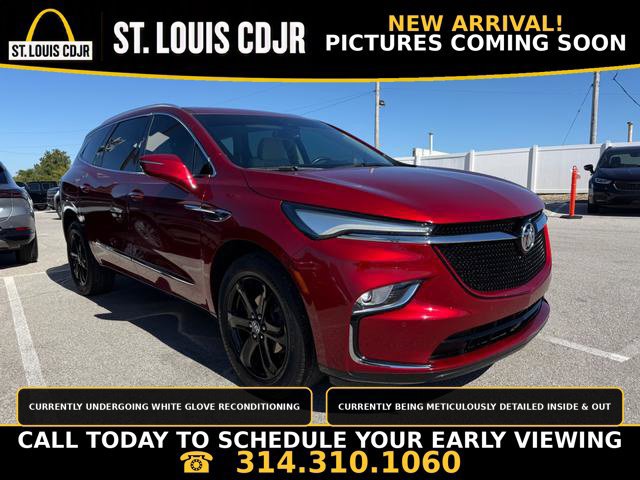 Used 2023 Buick Enclave Essence w/ Sport Touring Edition FWD image 1