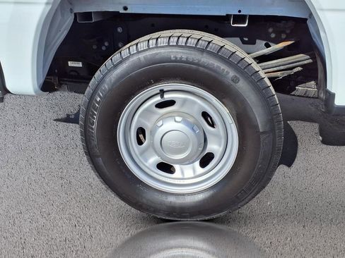 Used 2023 Ford F250 XL w/ Snow Plow/Camper Package image 33