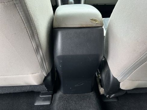 Used 2018 Subaru Forester 2.5i Premium w/ All-Weather Package image 5