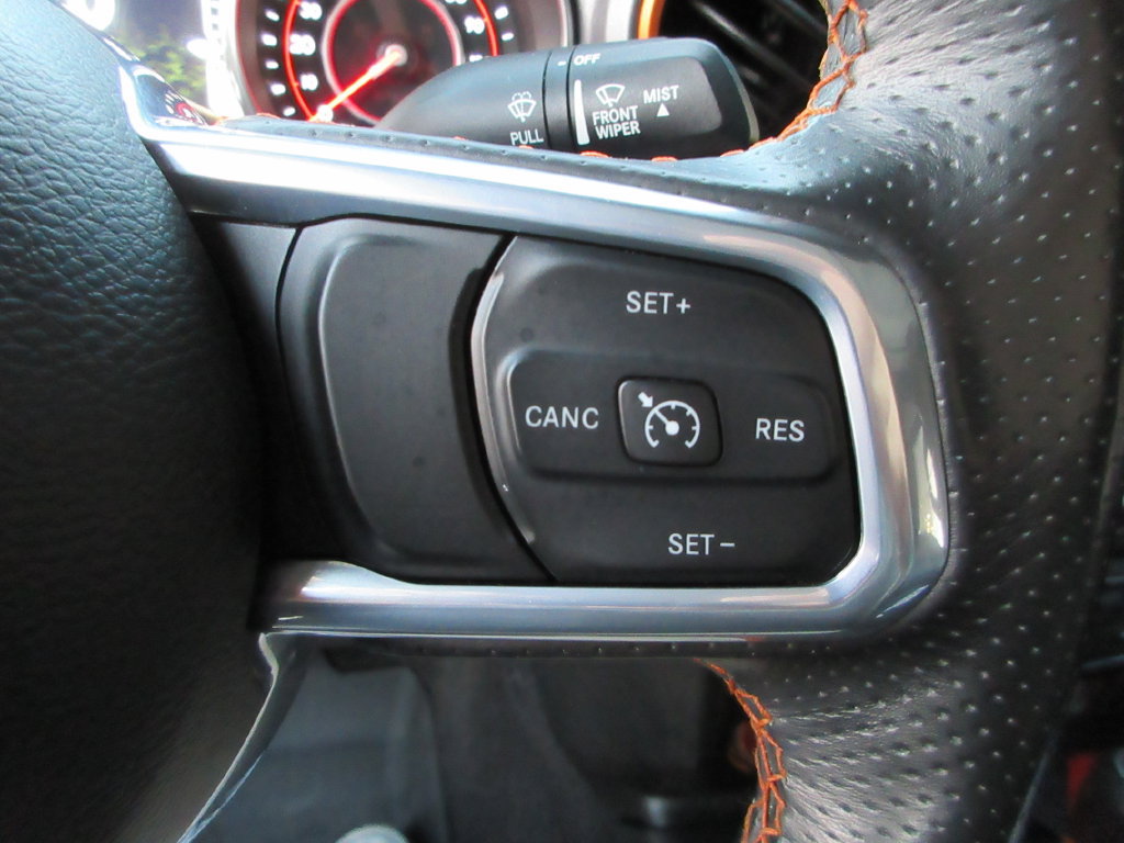 Used 2021 Jeep Gladiator Mojave AWD/4WD image 28