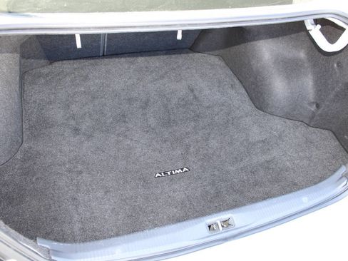 Used 2010 Nissan Altima 2.5 SL w/ SL Pkg image 25