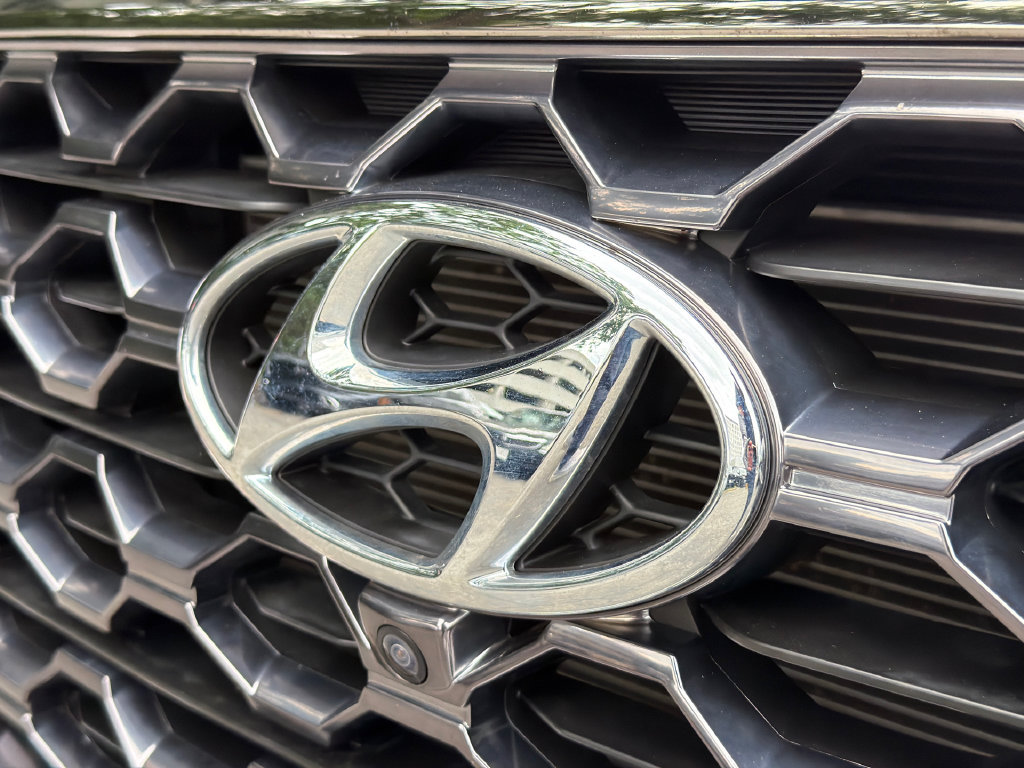 Used 2020 Hyundai Santa Fe Limited AWD/4WD image 14