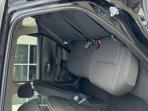 Used 2026 Honda HR-V LX image 11