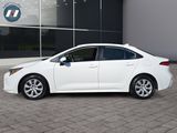 Used 2022 Toyota Corolla LE image 2