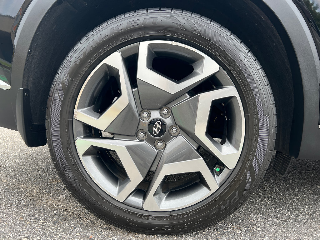 Used 2023 Hyundai Palisade Limited w/ Winter Package FWD image 20