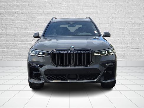 Used 2022 BMW X7 M50i AWD/4WD image 2