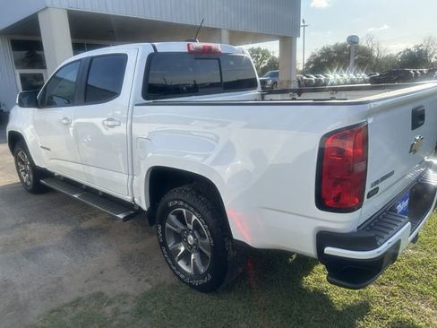 Used 2016 Chevrolet Colorado Z71 image 3