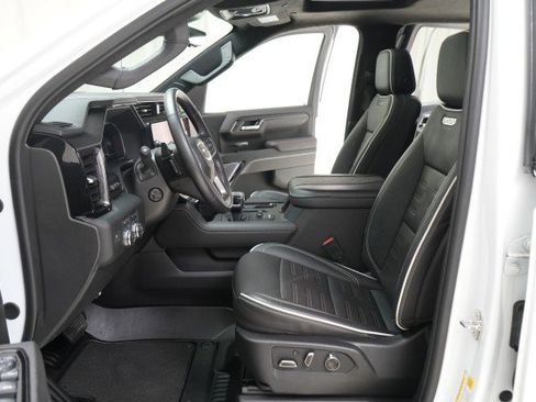 Used 2024 GMC Sierra 1500 AT4X image 53