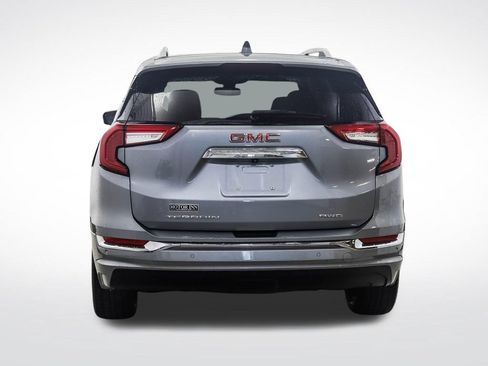 Used 2023 GMC Terrain Denali AWD/4WD image 4