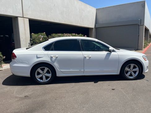 Used 2014 Volkswagen Passat 1.8T SE FWD image 3