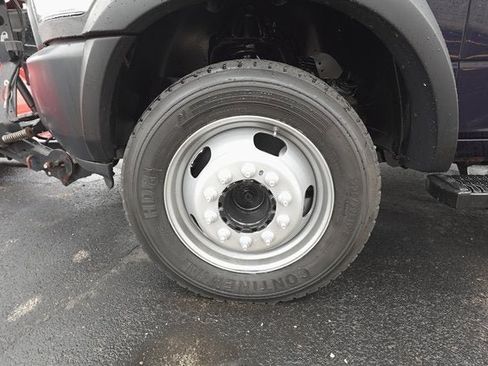 Used 2016 RAM 5500 Tradesman w/ Power Accessory Group image 21