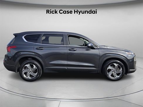 Certified 2023 Hyundai Santa Fe SE image 4