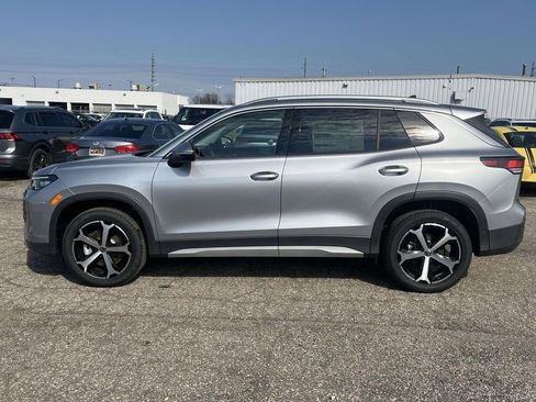 New 2026 Volkswagen Tiguan SE AWD/4WD image 2