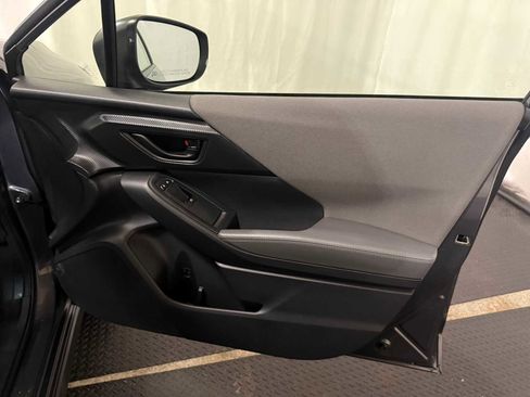 Certified 2024 Subaru Crosstrek 2.0i Premium image 29