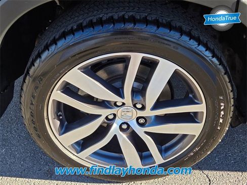 Certified 2018 Honda Pilot Touring image 10