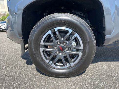 Certified 2025 Toyota Tacoma TRD Sport image 26