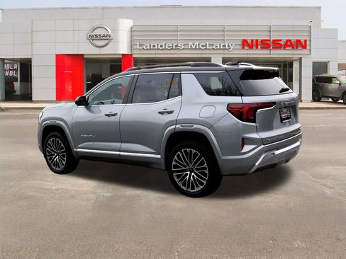 Used 2026 GMC Terrain Denali w/ LPO, Floor Liner Package image 5