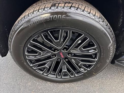 New 2026 GMC Yukon XL Elevation AWD/4WD image 14