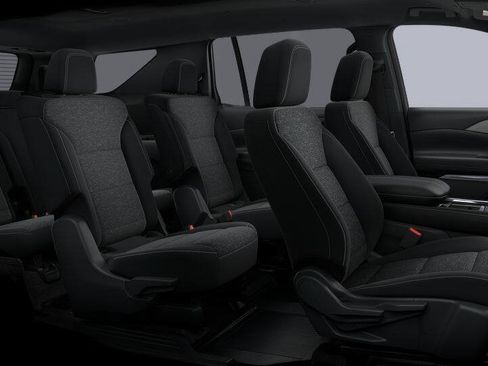 New 2027 Chevrolet Traverse LT w/ LPO, Floor Liner Package AWD/4WD image 56