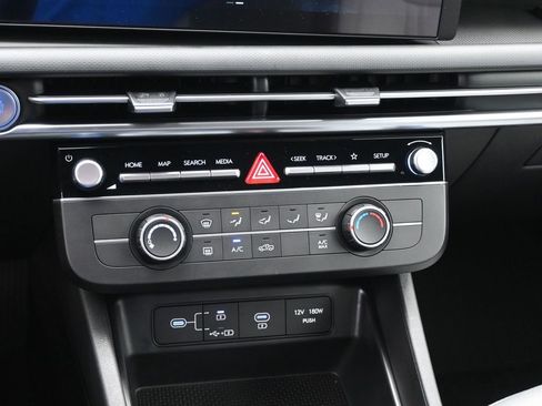 New 2026 Hyundai Santa Cruz SE AWD/4WD image 18