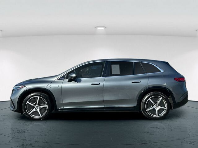 Used 2023 Mercedes-Benz EQS 580 4MATIC SUV w/ Acoustic Comfort Package image 3
